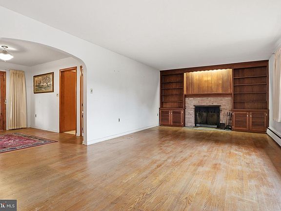 5th image of 714 Noble Blvd