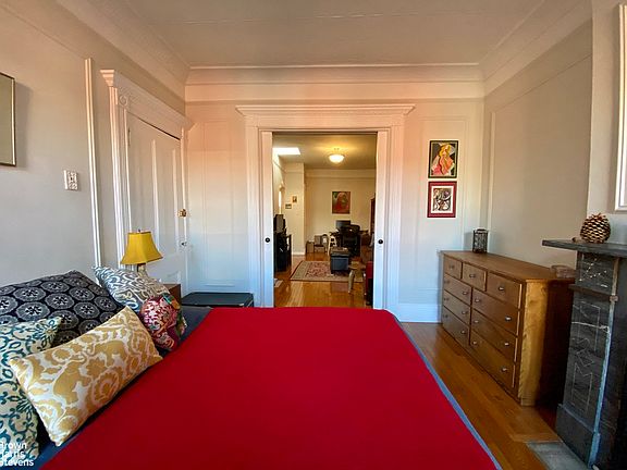 4th image of 698 Degraw St #3