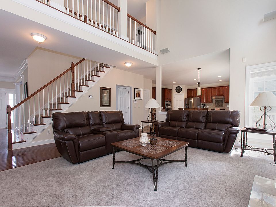 2 Story Family Room