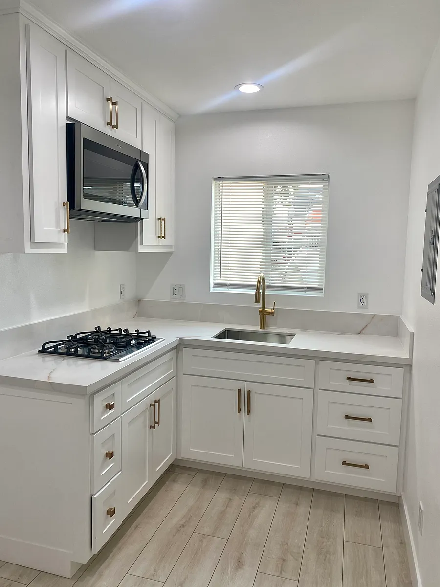 Building Photo - 8123 Long Beach Blvd #3