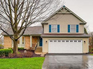 325 Kingsbury Dr, Schaumburg, IL