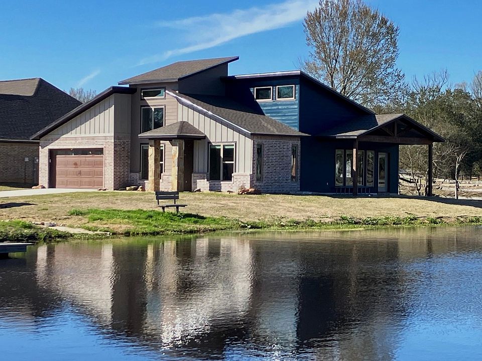 1st image of 113 Elkhorn Dr