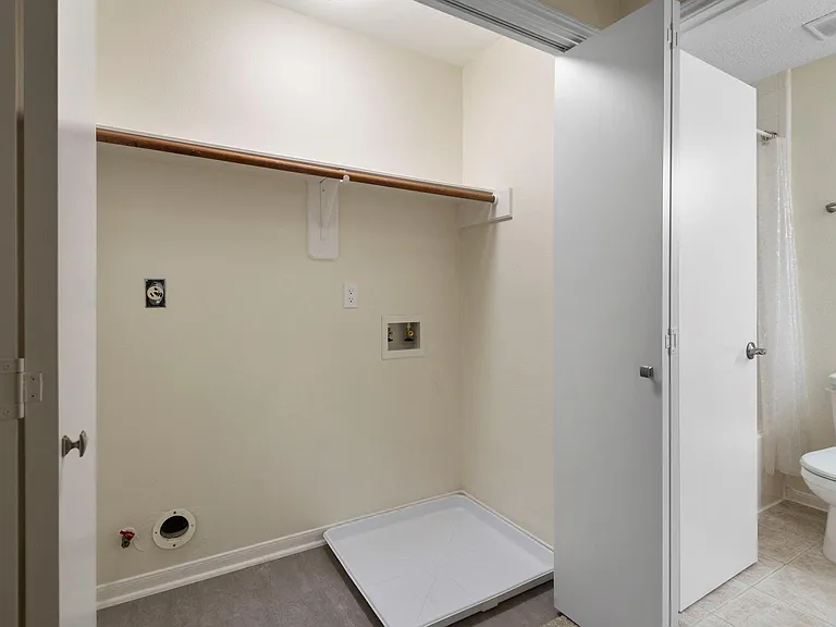 13 E Willowwood Ct — Photo 18