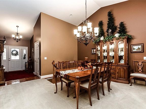 5th image of 2150 McGregor Cir