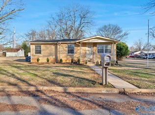 3223 Montrose St SW, Huntsville, AL 35805