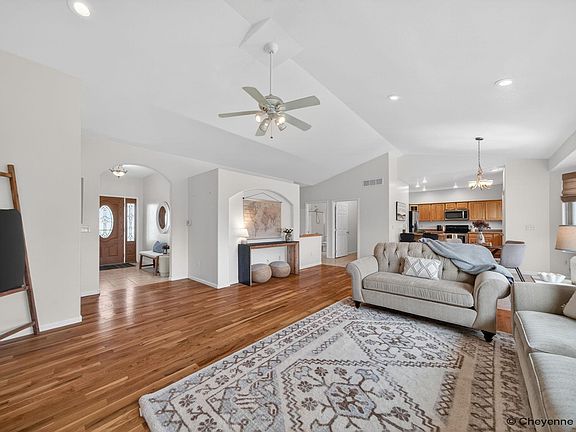 4th image of 1537 Arctic Willow Ct