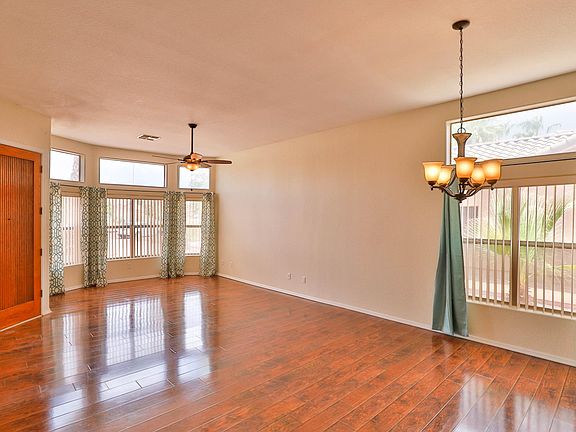 4th image of 675 W Beechnut Dr