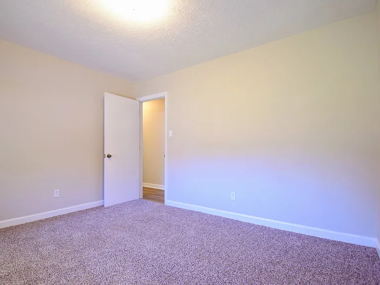 1509 Paisley Ave — Photo 11