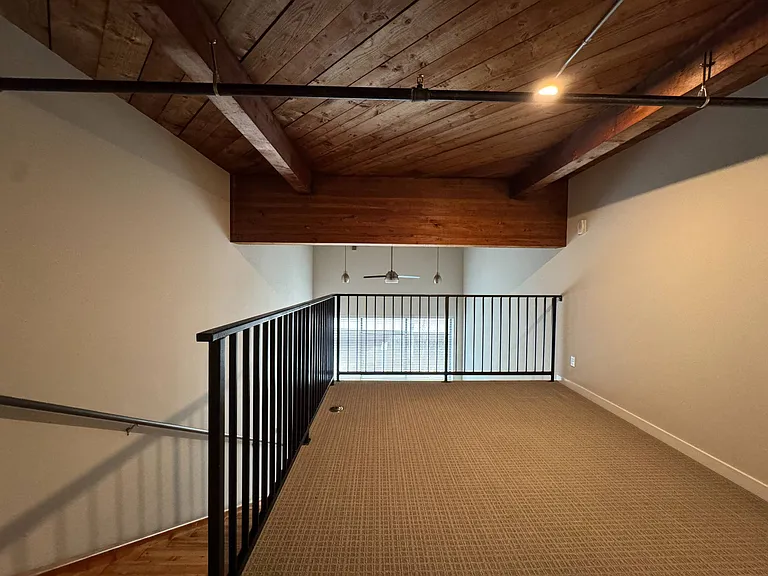 B Flats — Photo 79