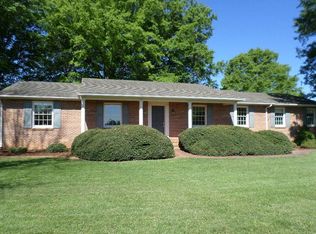 2483 Hunters Ln, Chase City, VA 23924