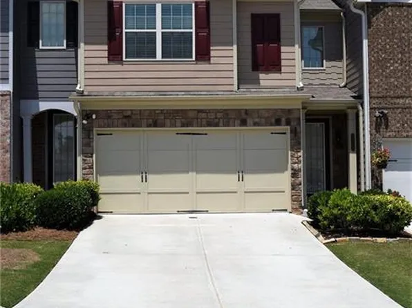 3356 Sardis Bend Dr, Buford, GA 30519