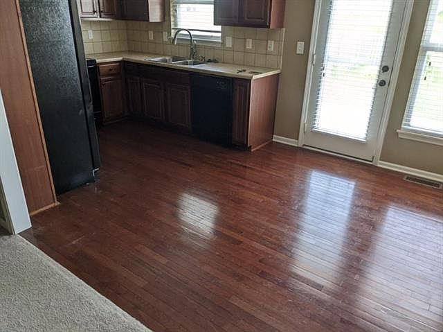 1st image of 4424 N 106th St