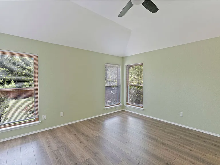 2215 Patsy Pkwy — Photo 10