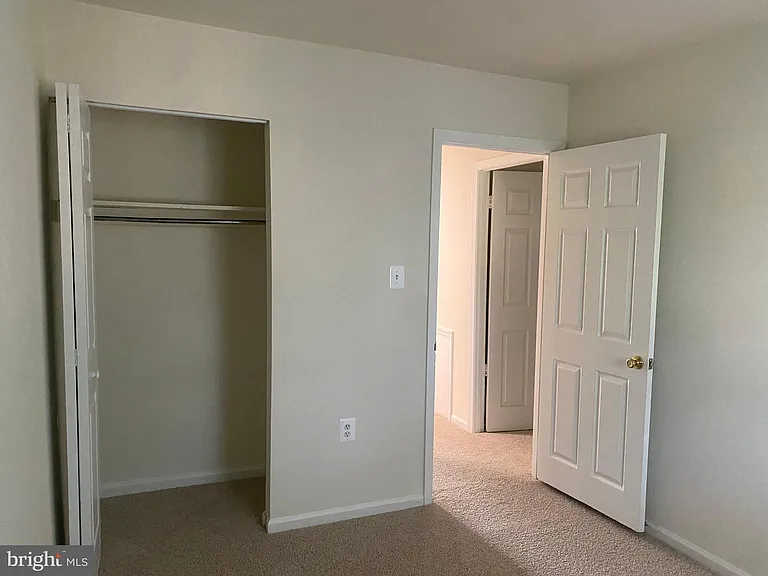 10175 Irongate Way — Photo 35