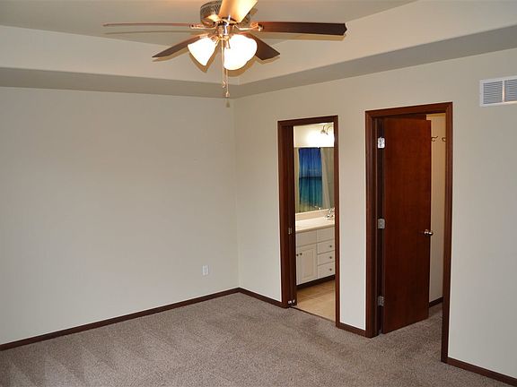 5th image of 305 James Blvd NW