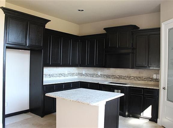 5th image of 4600 Sunflower Dr