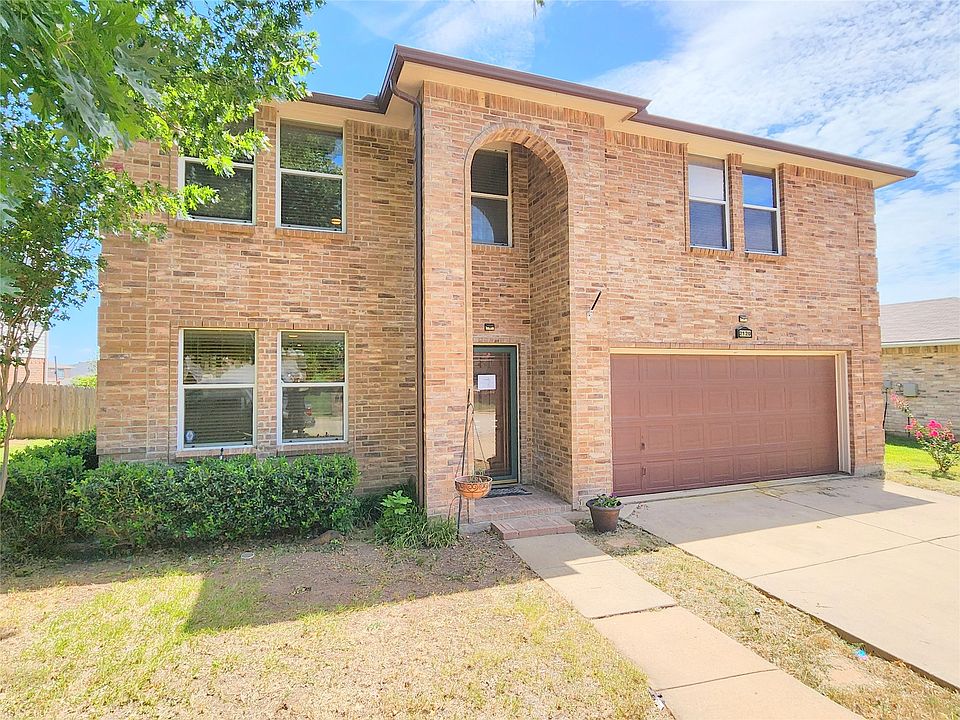 1st image of 2120 Navada Way