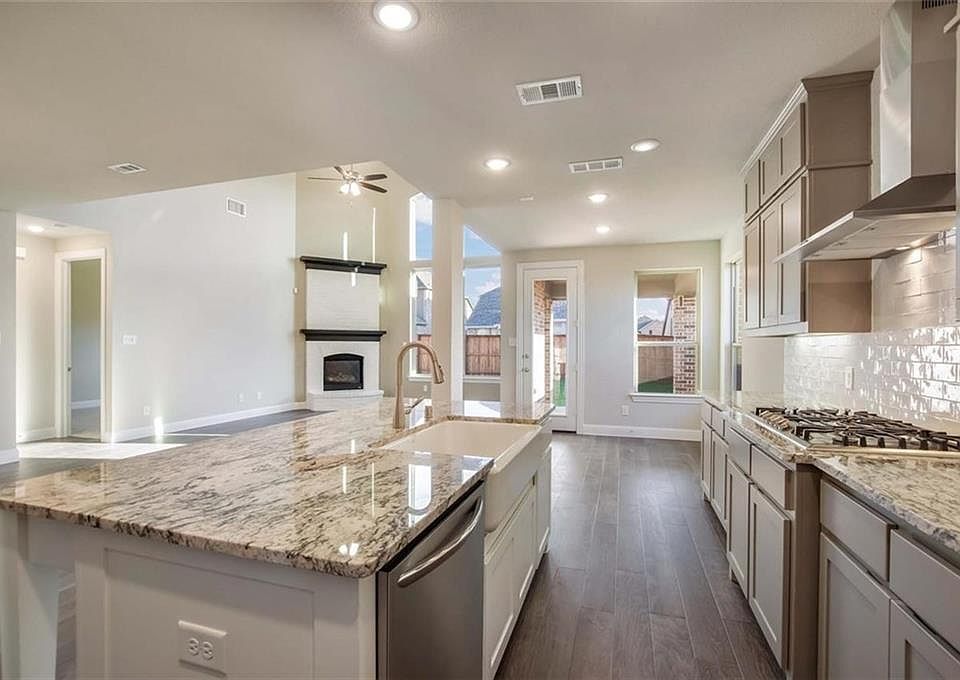 1st image of 1816 Maya Dr