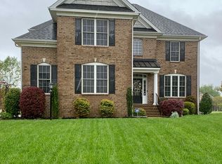 6105 Walkers Ferry Ln, Suffolk, VA 23435