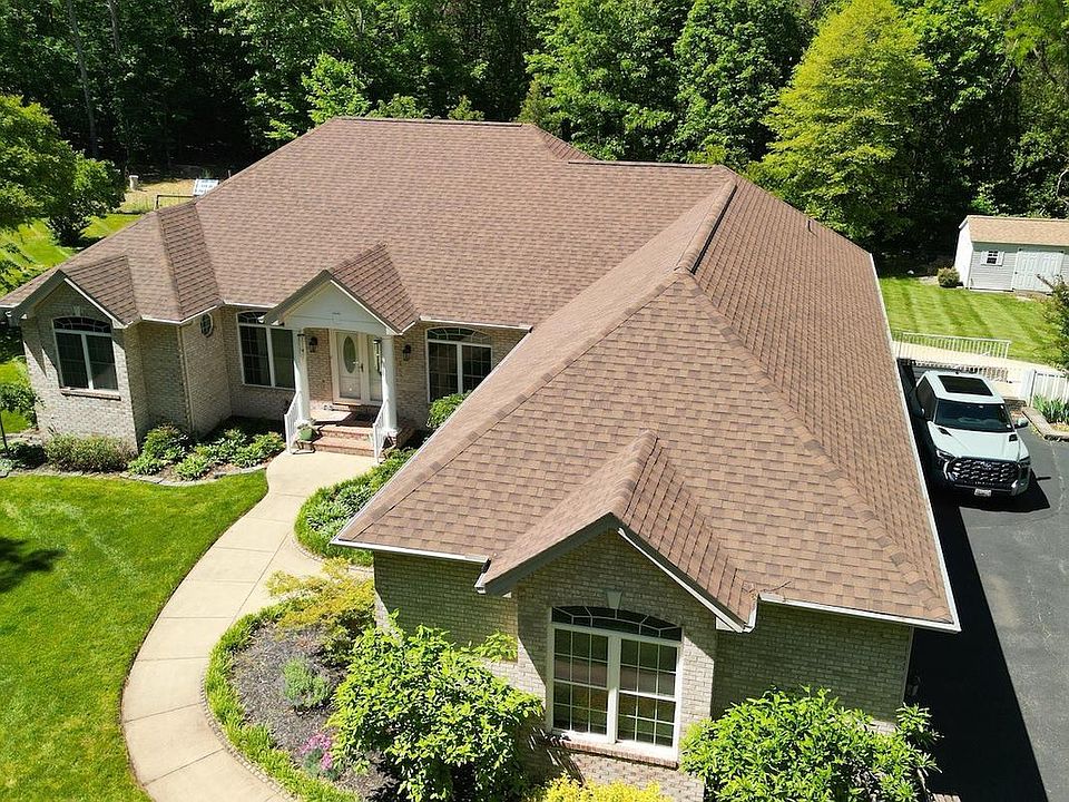 1st image of 15690 Cloverleaf Ct
