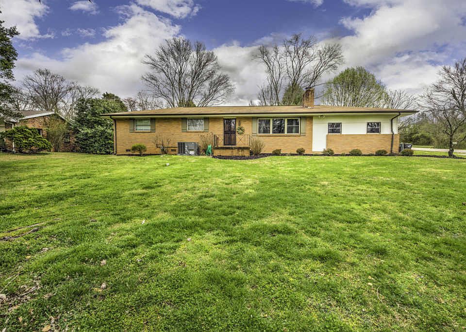 1st image of 6020 Crisp Ln