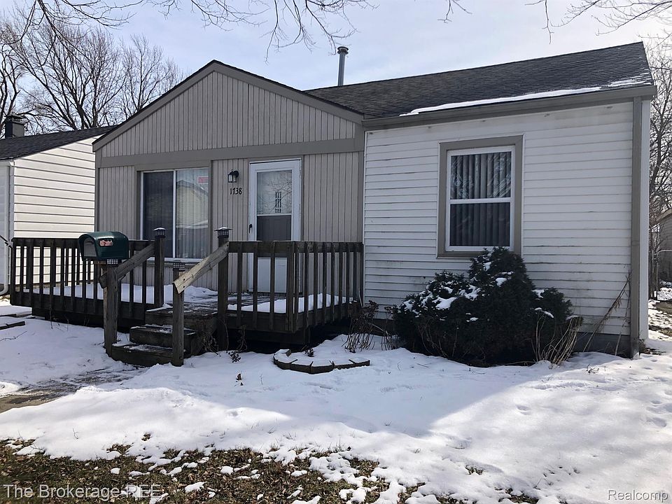 1st image of 1738 E Pearl Ave