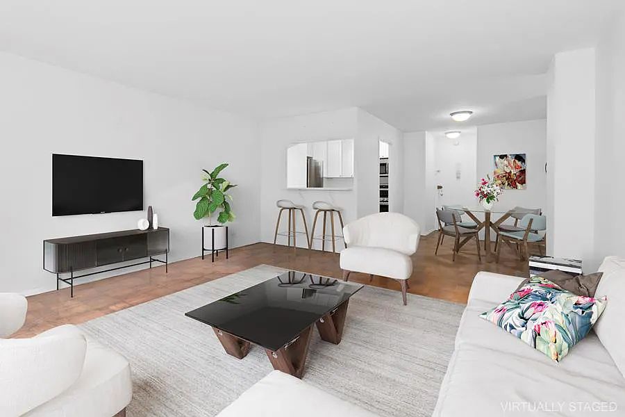 1st image of 224 E 60th St APT 2E