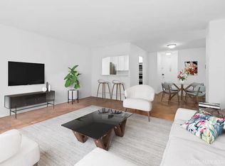 224 E 60th St APT 2E, New York, NY 10022