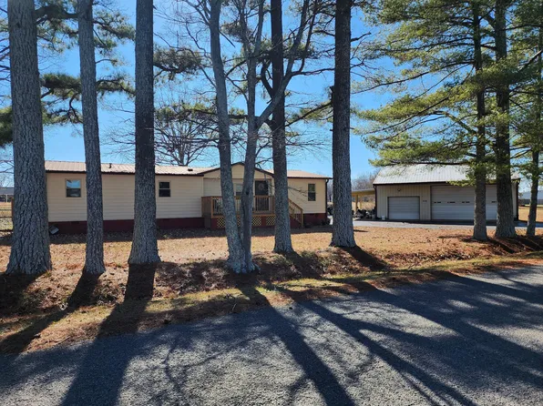 50 Union Dr, Manchester, TN 37355