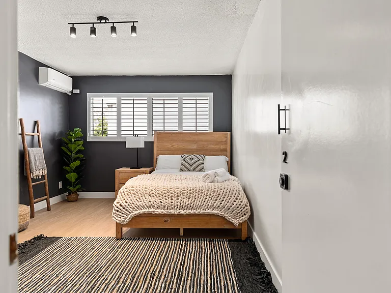 10777 Ashton — Photo 396