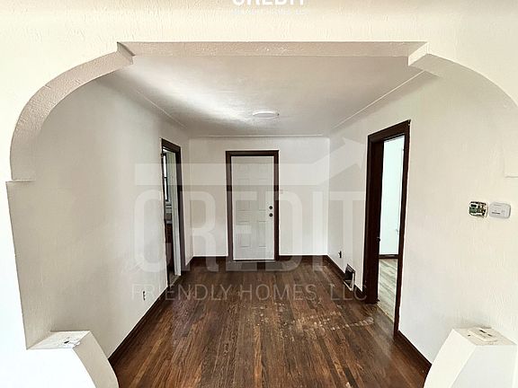 4th image of 2525 Tyrell Dr