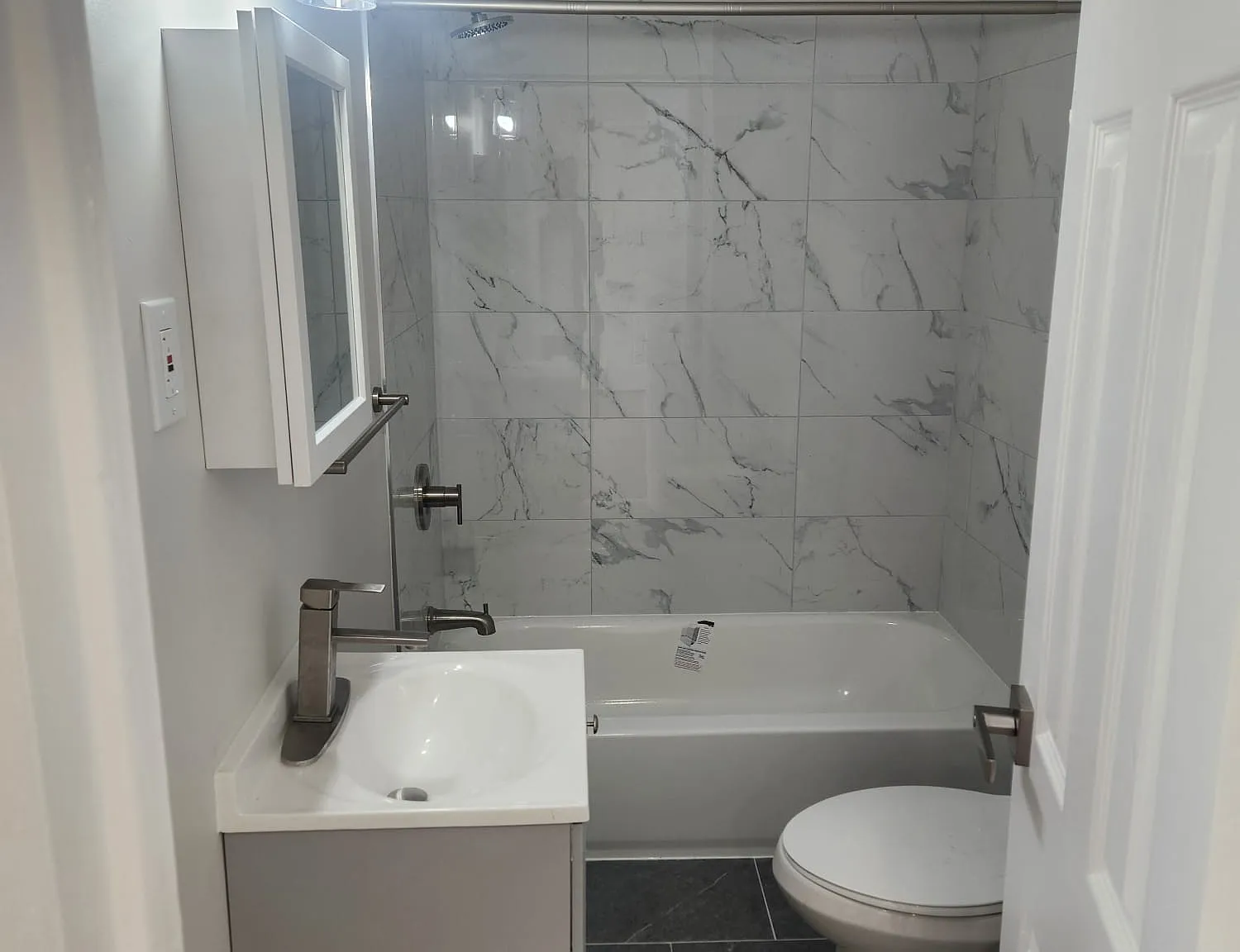 Studio, 650 sqft, $1,400 — Photo 4