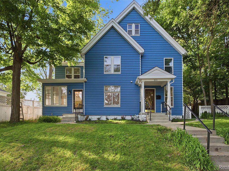 1st image of 213 Maple St