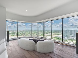 1701 Hermann Dr #34L, Houston, TX 77004