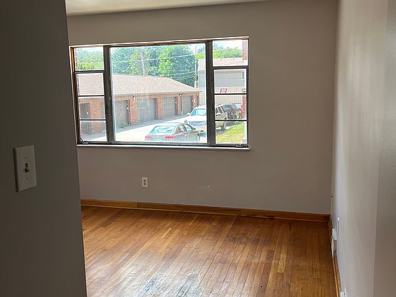 3rd image of 1984 W Market St APT 3