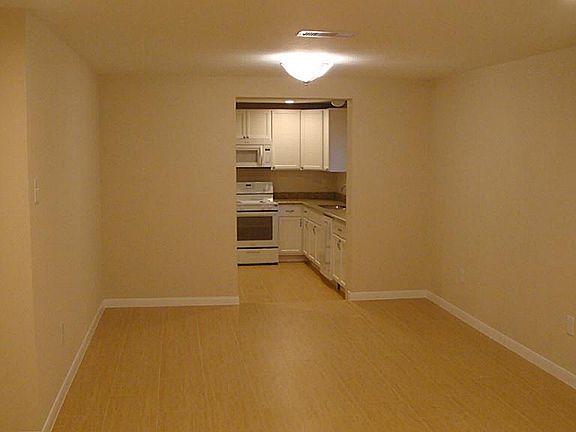 3rd image of 4917 Avenue P