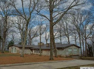 109 Nolen Cir SE, Huntsville, AL 35801