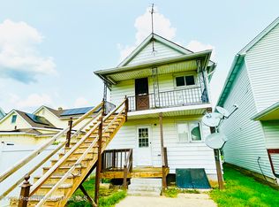 713 Jackson St, Dickson City, PA
