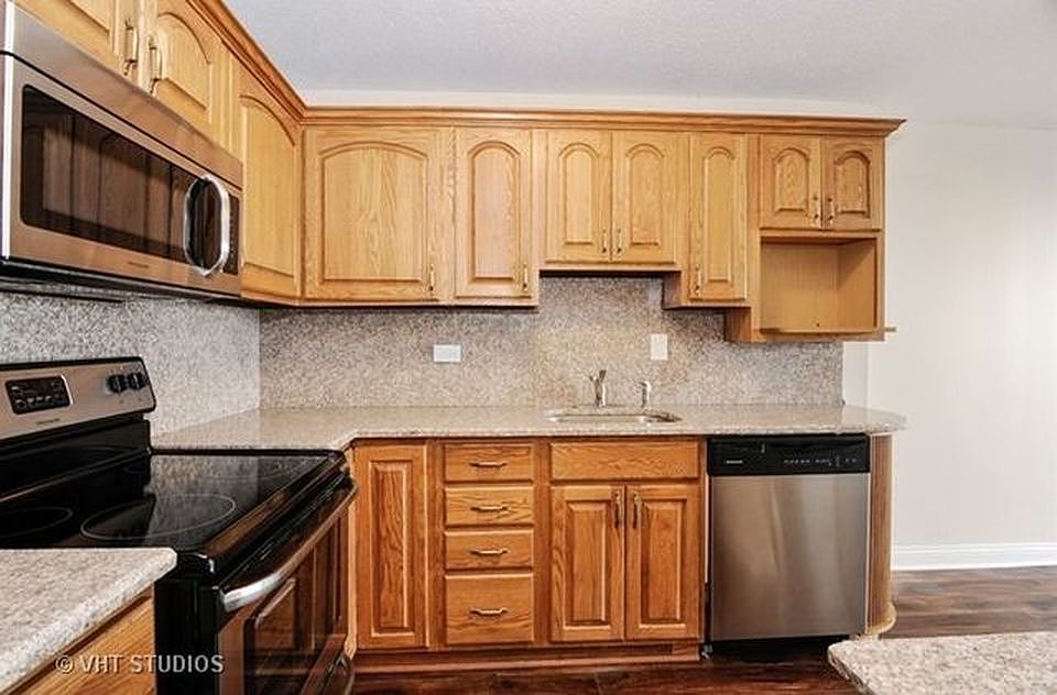 1st image of 5100 N Marine Dr APT 10H