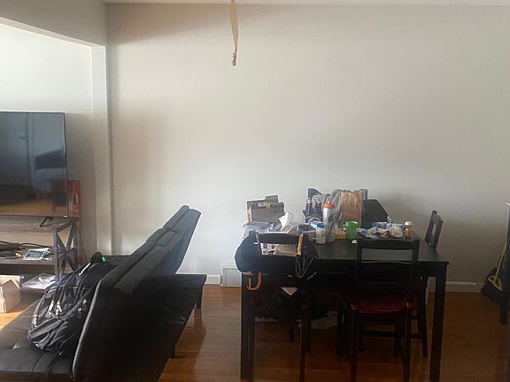 3rd image of 3 Alan Ter Floor 1