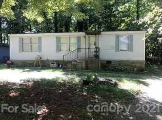 111 Davis St, Morganton, NC 28655
