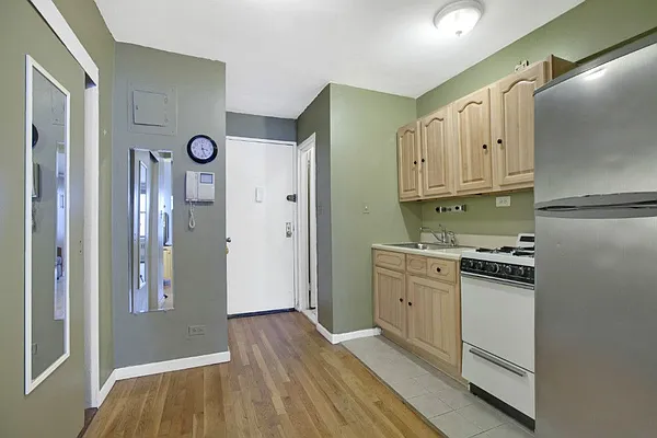 Sold by Level Group | media 5