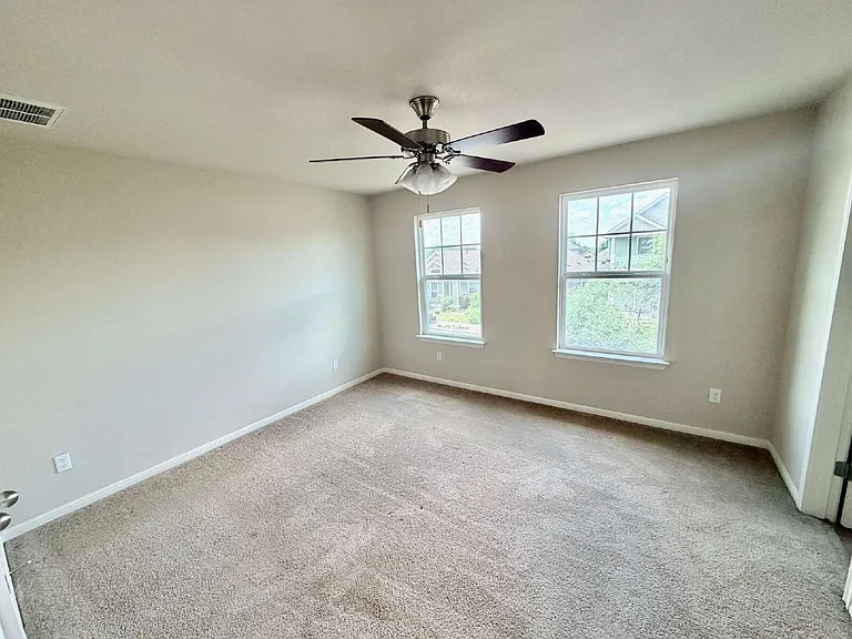 1010 Sand Post Pl — Photo 10