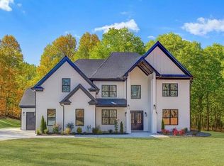 1453 Dee Kennedy Rd, Hoschton, GA 30548