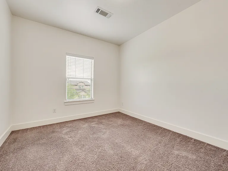 3009 Solana Cir — Photo 9