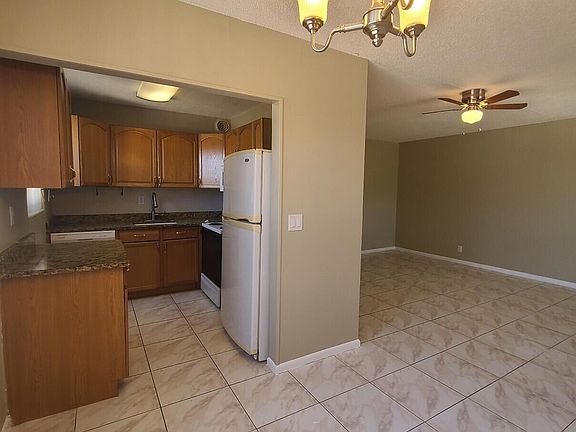 5th image of 280 Norwich L