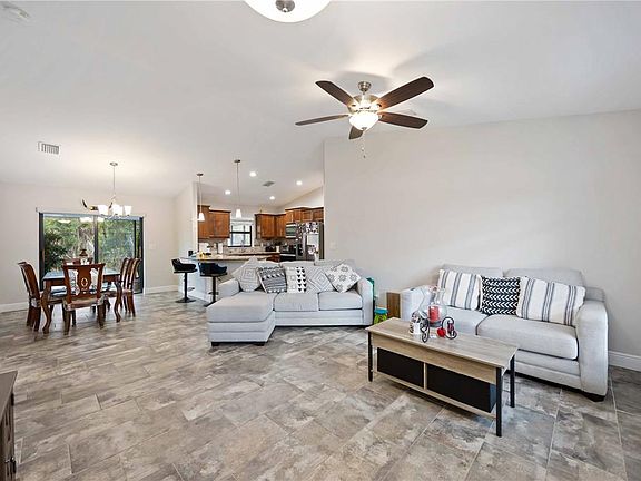 3rd image of 1400 NORDENDALE BOULEVARD