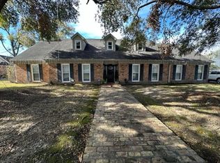602 Rue Chalet, Hammond, LA 70403