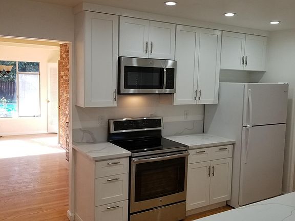 5th image of 6058 Woodhaven Ave