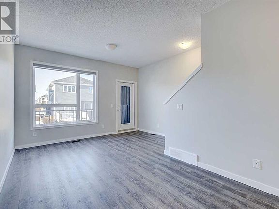 4th image of 301 Redstone Blvd NE #440